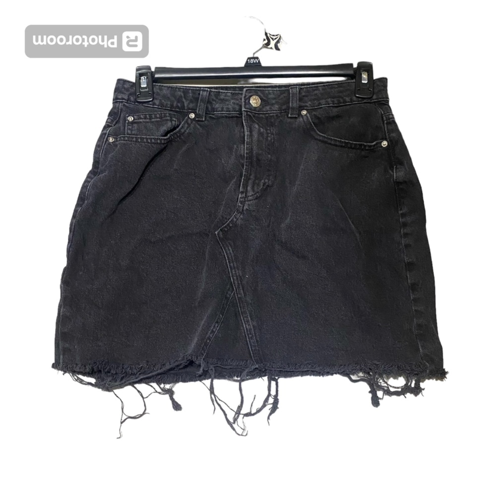 NWOT! Denim co. black distressed denim skirt